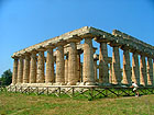 PAESTUM: Jeden z dochovalch chrm