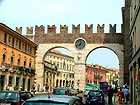 VERONA: Fontana di Madonna Verona